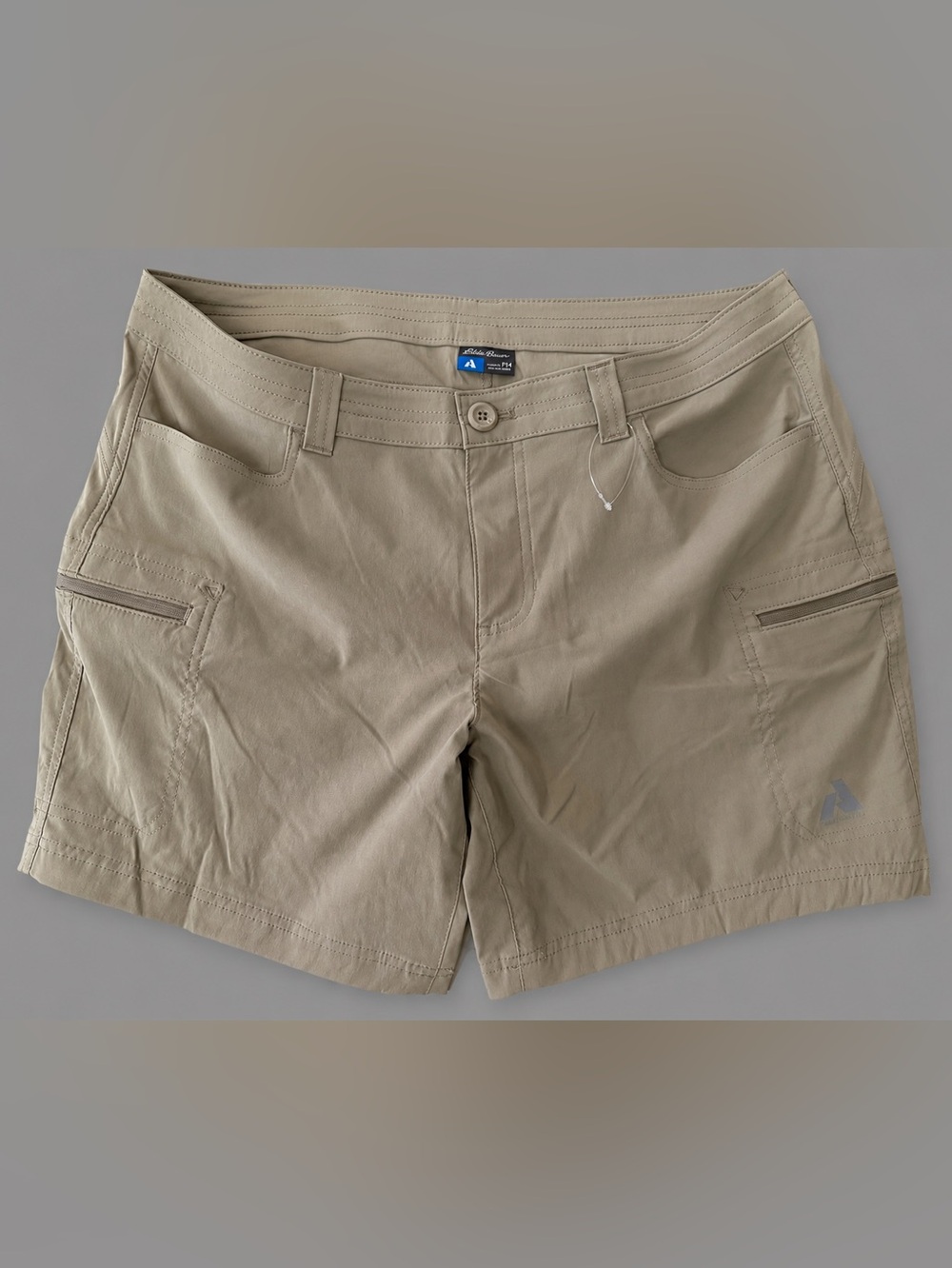 Eddie Bauer Women’s First Ascent Guide Pro Hiking Shorts NWOT Size 14P, Tan